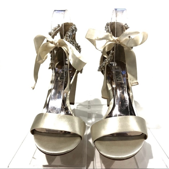 Badgley Mischka Everafter Embellished Ivory Crystal Block Heel Sandals Sz 8 - Picture 3 of 12